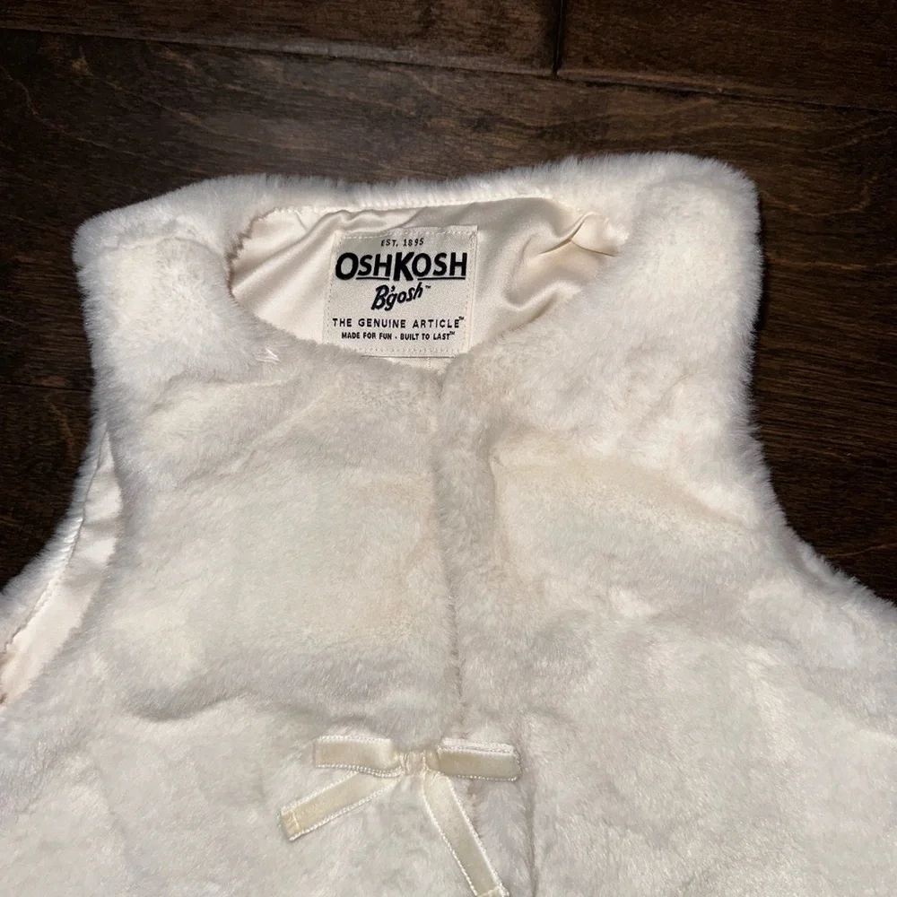 OshKosh B'gosh Faux Fur Vest Toddler Girl Size 3T